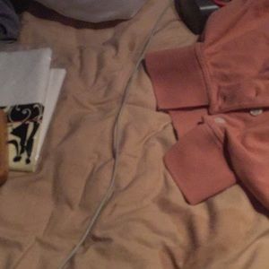 Meet your Posher, Deeel